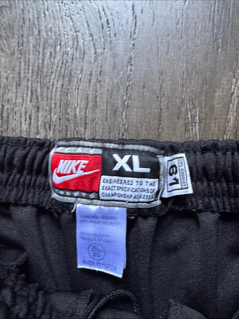 Vintage 90’s Nike Kids Black Purple Lakers Basketball Joggers